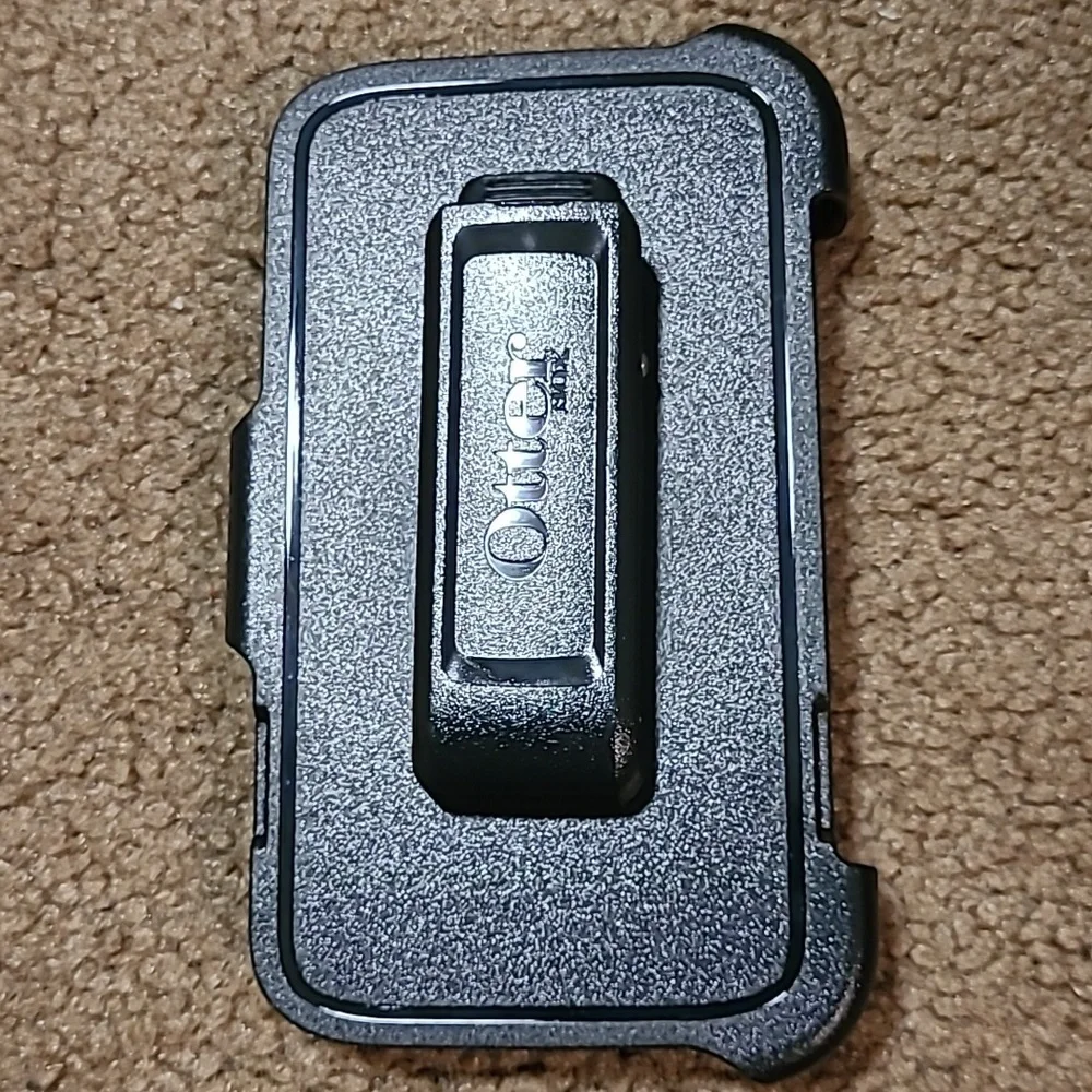 NWOT! Otter Box Black Phone Holster